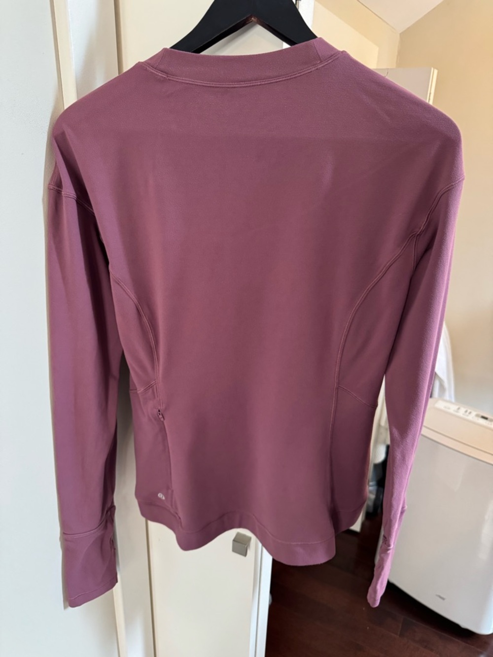 LULULEMON EUC CLOSE TO CROSSING LONG SLEEVE/ RULU/ Plumful - Picture 4 of 12